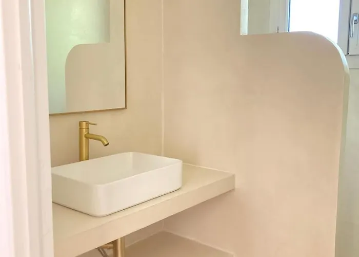 Family Between Sea And Forest * Lanton